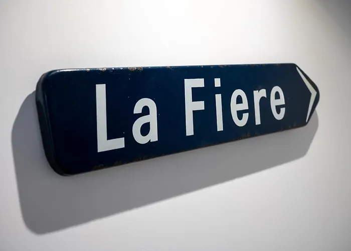 La Nuit Des Heros Hébergement de vacances *